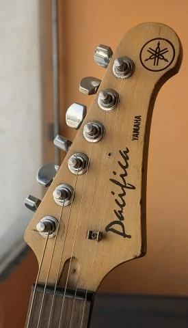 Yamaha Pacifica