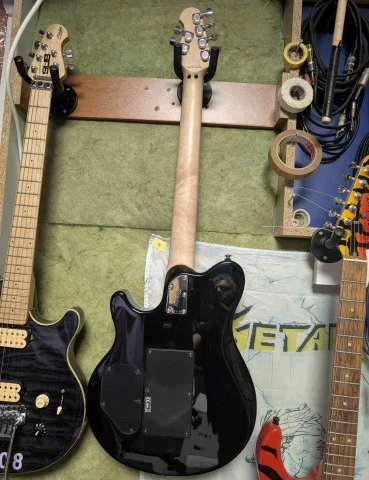 Music Man Sterling SUB Axis AX4
