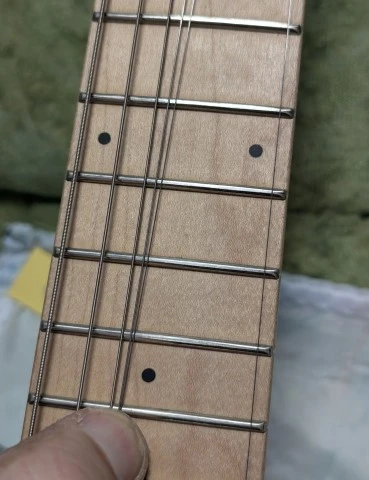 Music Man Sterling SUB Axis AX4